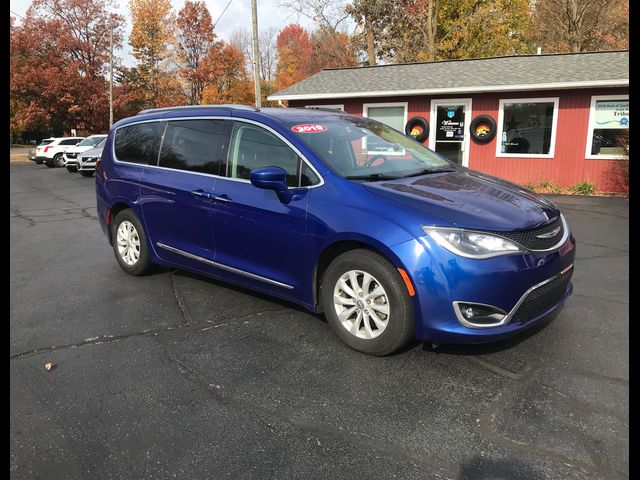 2019 Chrysler Pacifica Touring-L