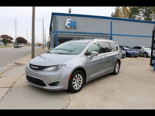 2019 Chrysler Pacifica Touring-L