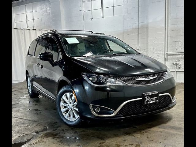 2019 Chrysler Pacifica Touring-L