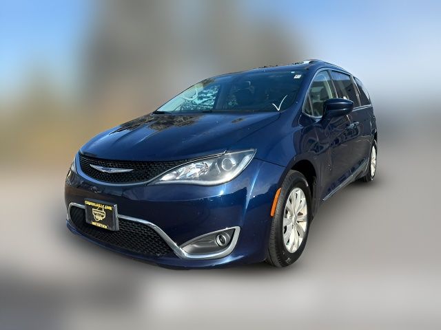 2019 Chrysler Pacifica Touring-L