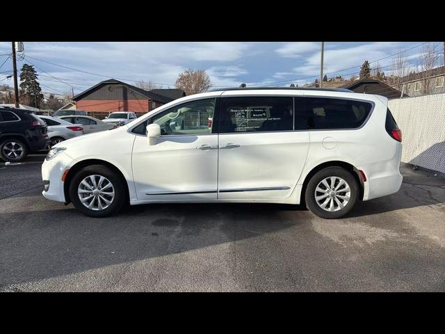 2019 Chrysler Pacifica Touring-L