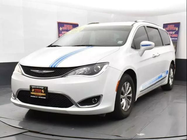 2019 Chrysler Pacifica Touring-L