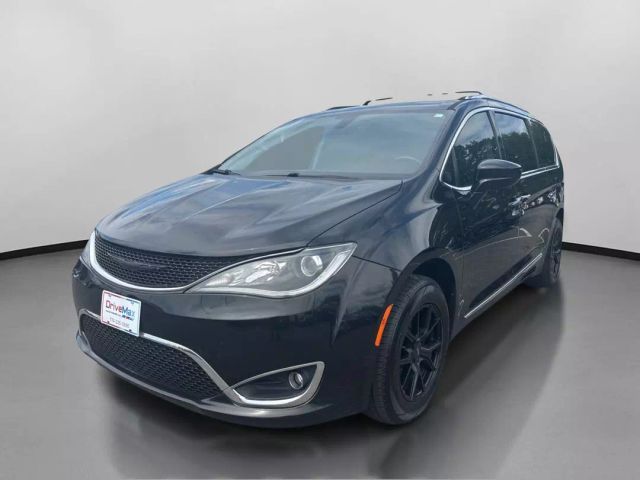 2019 Chrysler Pacifica Touring-L