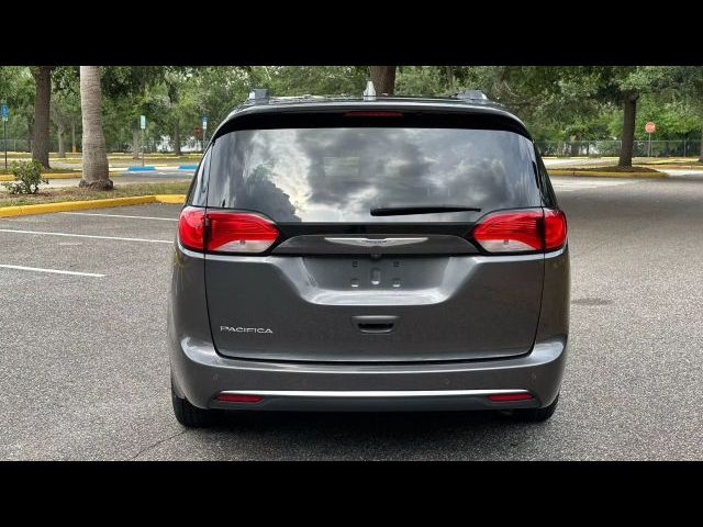 2019 Chrysler Pacifica Touring-L