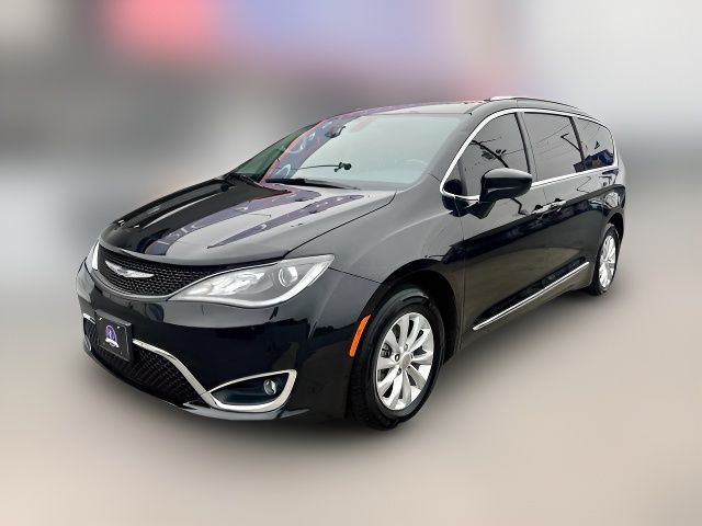 2019 Chrysler Pacifica Touring-L