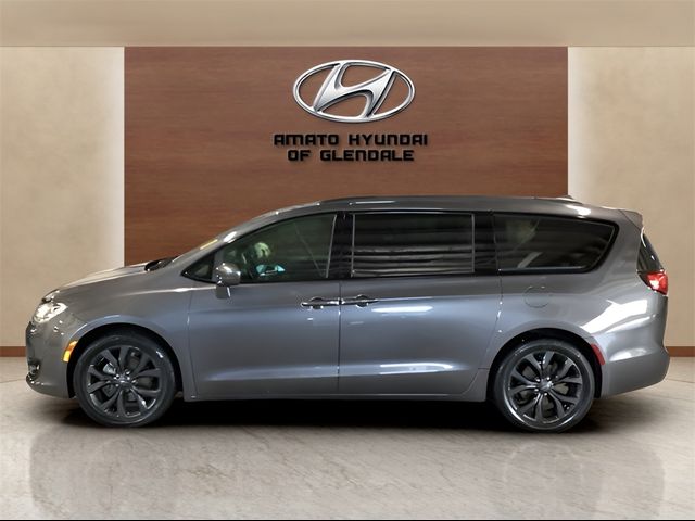 2019 Chrysler Pacifica Touring-L Plus