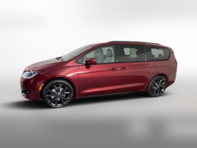 2019 Chrysler Pacifica Touring-L Plus