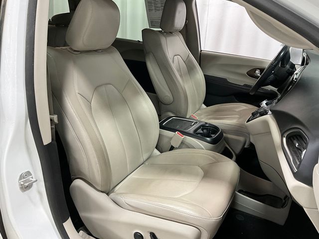 2019 Chrysler Pacifica Touring-L Plus