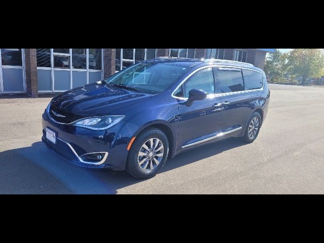 2019 Chrysler Pacifica Touring-L Plus