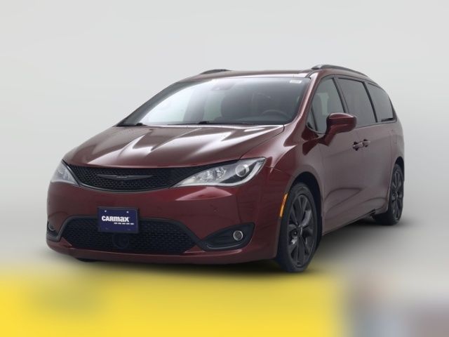 2019 Chrysler Pacifica Touring-L Plus