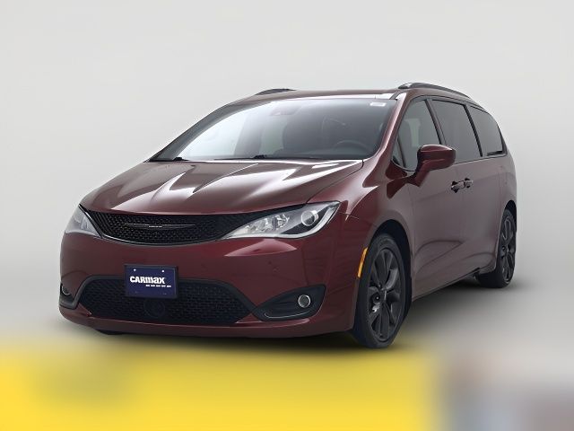 2019 Chrysler Pacifica Touring-L Plus