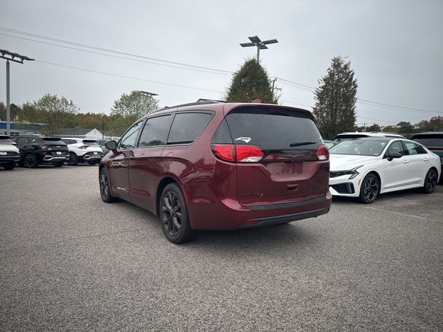 2019 Chrysler Pacifica Touring-L Plus