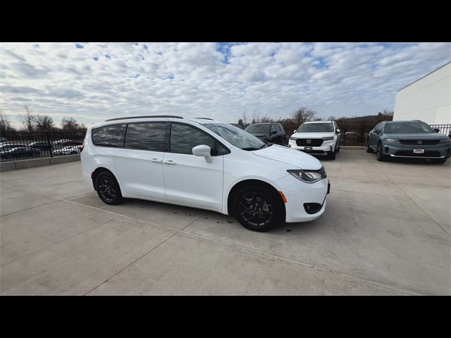 2019 Chrysler Pacifica Touring-L Plus