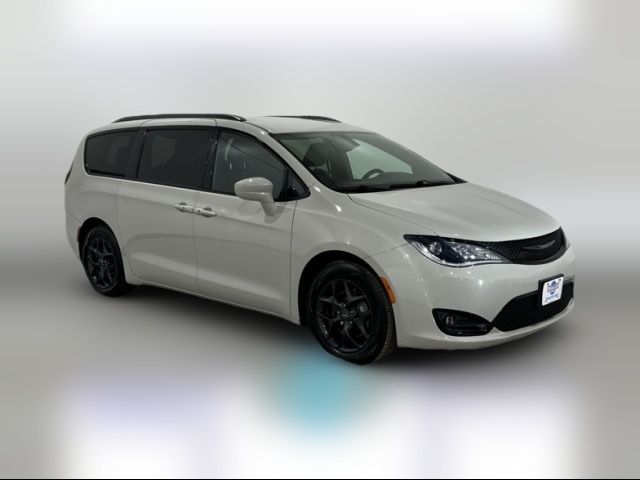 2019 Chrysler Pacifica Touring-L Plus