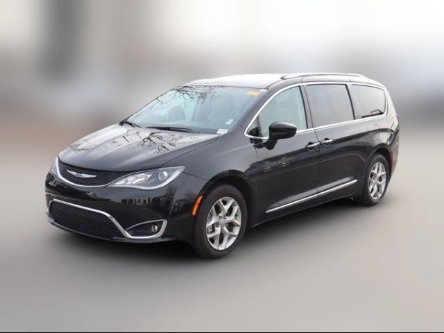 2019 Chrysler Pacifica Touring-L Plus