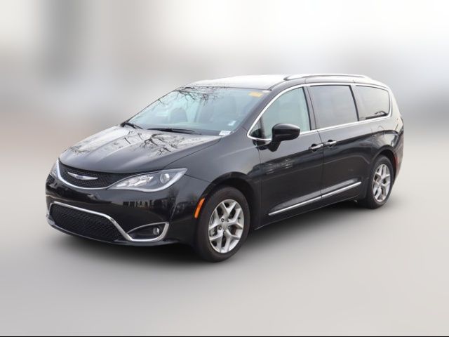 2019 Chrysler Pacifica Touring-L Plus