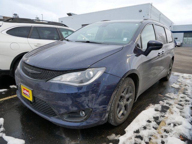 2019 Chrysler Pacifica Touring-L Plus