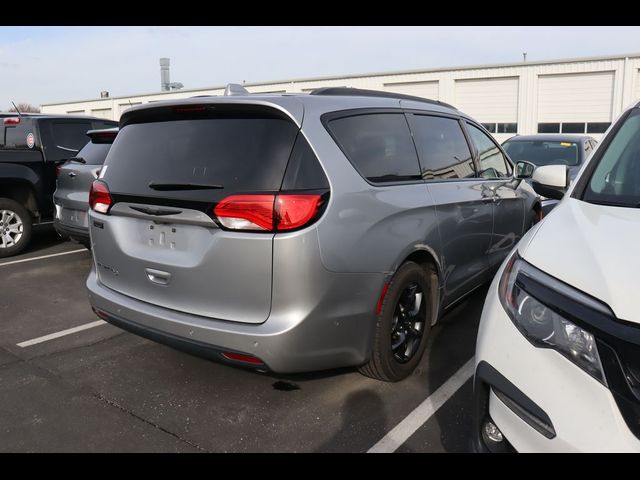 2019 Chrysler Pacifica Touring-L Plus