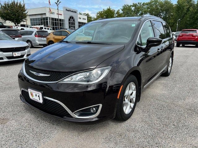 2019 Chrysler Pacifica Touring-L Plus