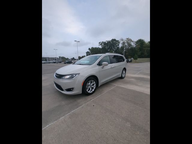 2019 Chrysler Pacifica Touring-L Plus