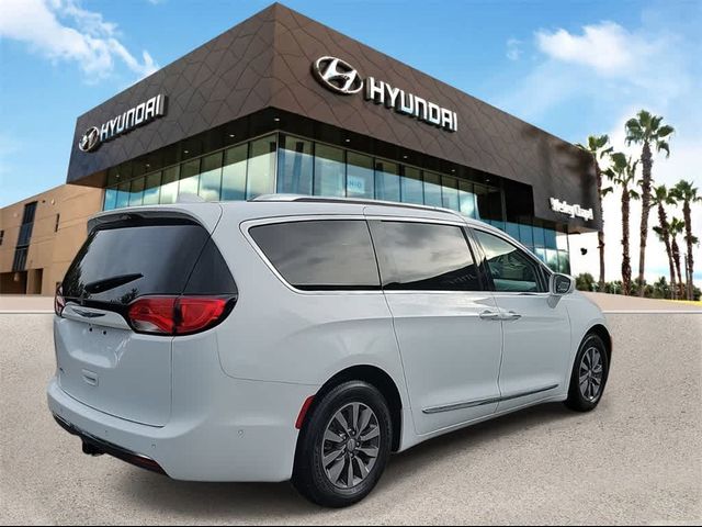 2019 Chrysler Pacifica Touring-L Plus