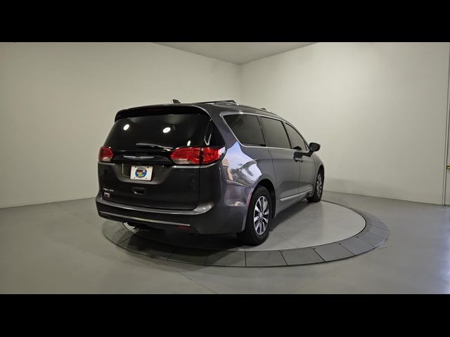 2019 Chrysler Pacifica Touring-L Plus