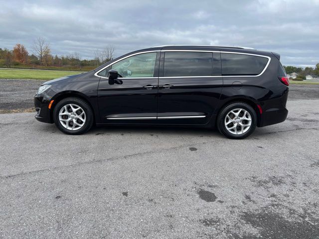 2019 Chrysler Pacifica Touring-L Plus