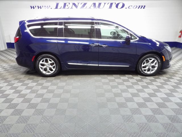 2019 Chrysler Pacifica Touring-L Plus