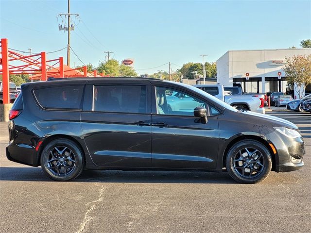 2019 Chrysler Pacifica Touring-L Plus