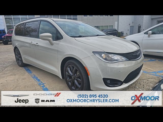 2019 Chrysler Pacifica Touring-L Plus