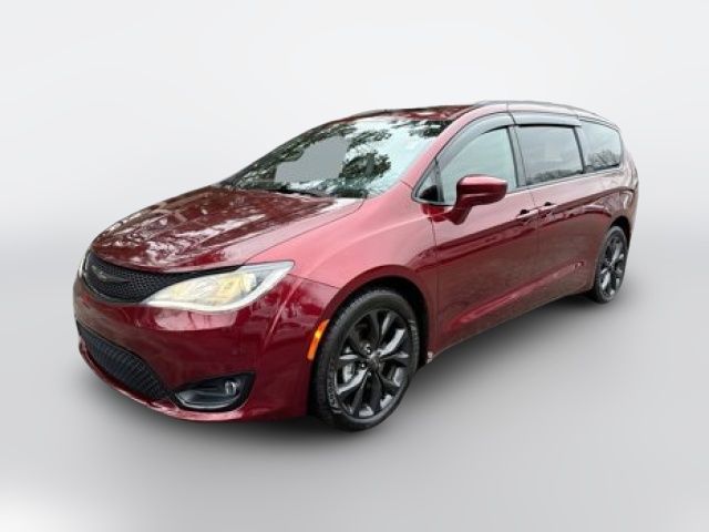 2019 Chrysler Pacifica Touring-L Plus