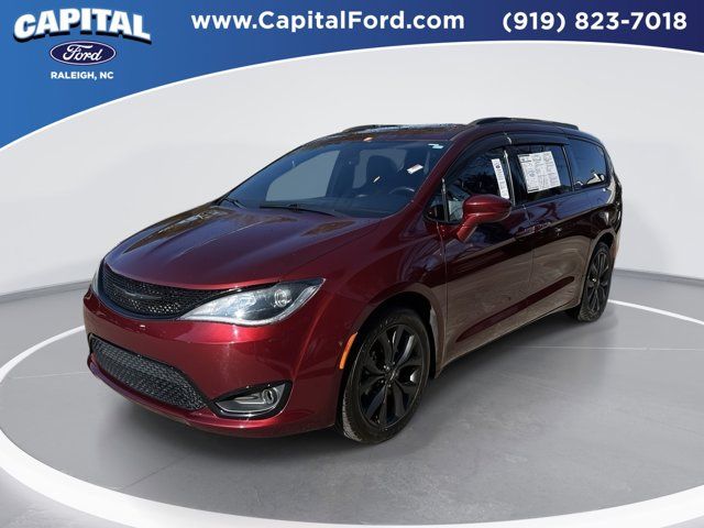 2019 Chrysler Pacifica Touring-L Plus