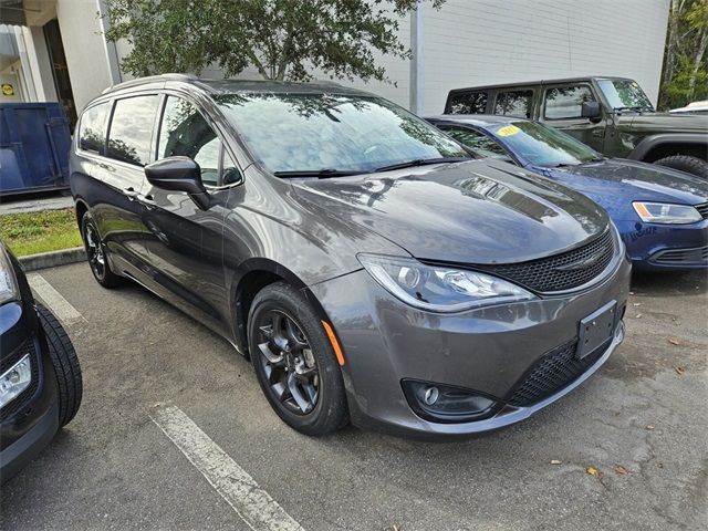 2019 Chrysler Pacifica Touring-L Plus