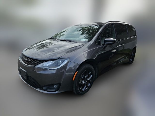 2019 Chrysler Pacifica Touring-L Plus