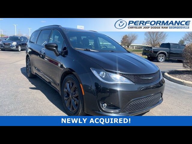 2019 Chrysler Pacifica Touring-L Plus