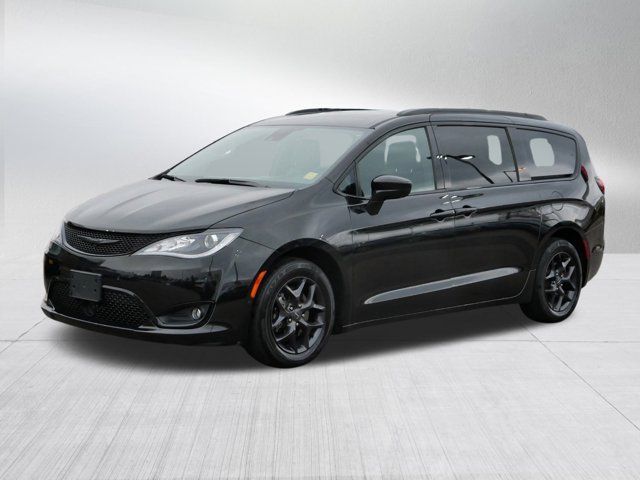 2019 Chrysler Pacifica Touring-L Plus