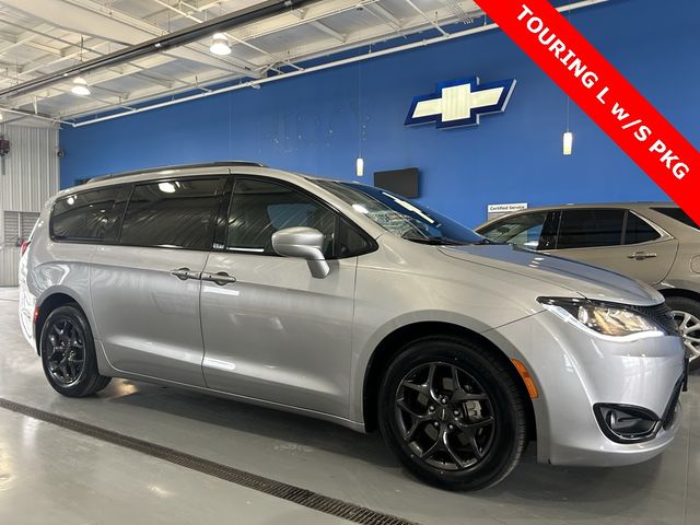 2019 Chrysler Pacifica Touring-L Plus