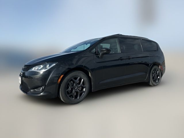 2019 Chrysler Pacifica Touring-L Plus