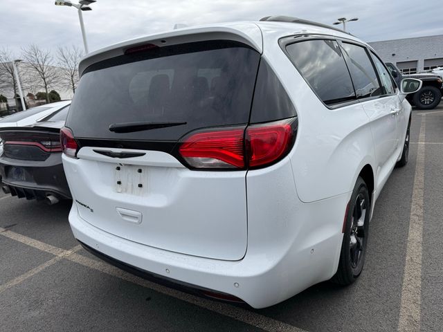 2019 Chrysler Pacifica Touring-L Plus