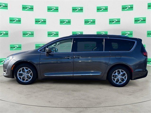 2019 Chrysler Pacifica Touring-L Plus