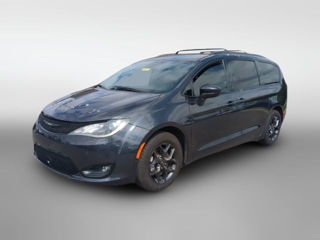 2019 Chrysler Pacifica Touring-L Plus