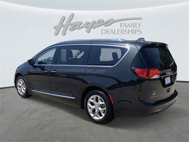 2019 Chrysler Pacifica Touring-L Plus