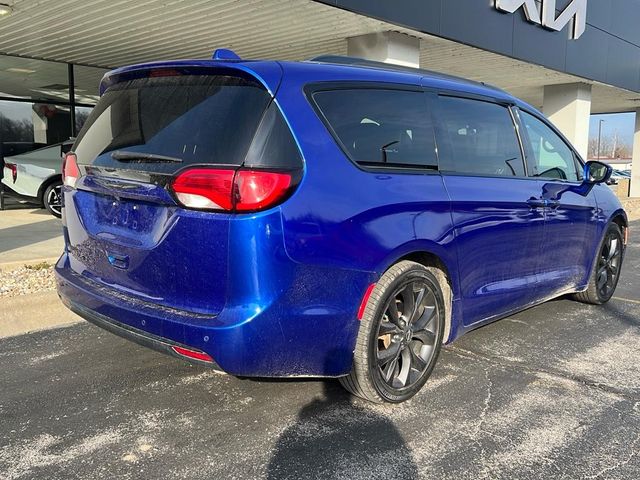 2019 Chrysler Pacifica Touring-L Plus