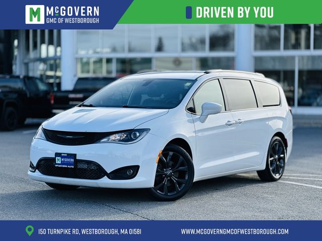 2019 Chrysler Pacifica Touring-L Plus