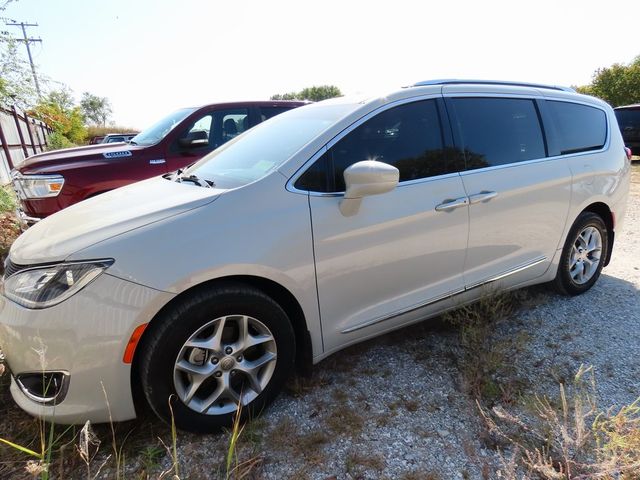 2019 Chrysler Pacifica Touring-L Plus