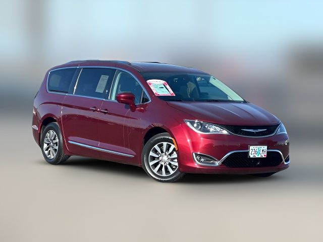 2019 Chrysler Pacifica Touring-L Plus