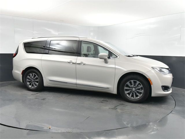 2019 Chrysler Pacifica Touring-L Plus