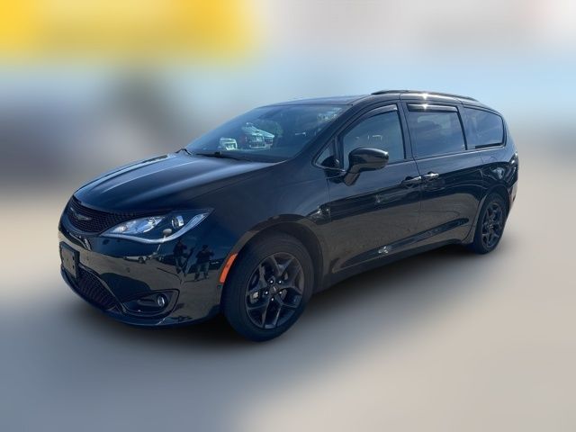 2019 Chrysler Pacifica Touring-L Plus