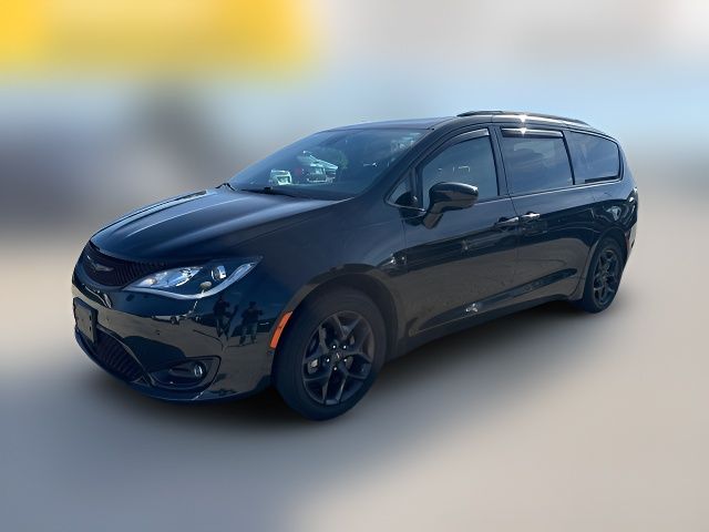 2019 Chrysler Pacifica Touring-L Plus