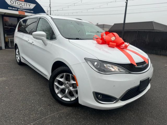 2019 Chrysler Pacifica Touring-L Plus